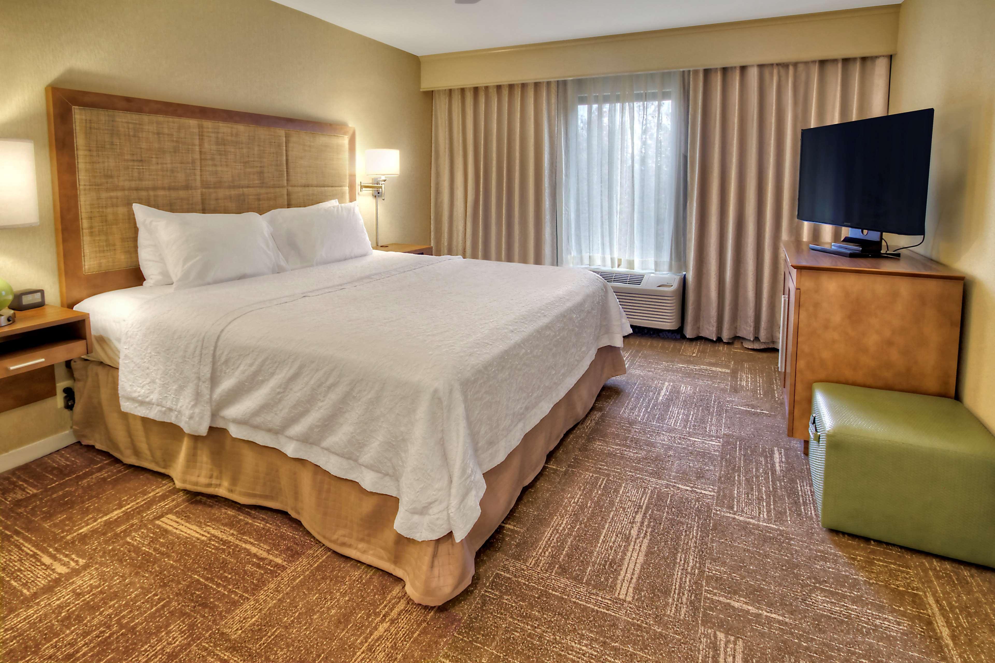 Hampton Inn And Suites Asheville Airport Fletcher Exterior photo
